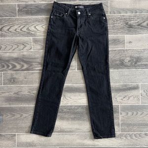 LEVI MID RISE SKINNY JEANS BLACK DENIM
